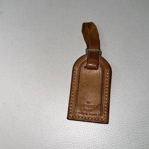 Good condition Louis Vuitton Luggage Tag